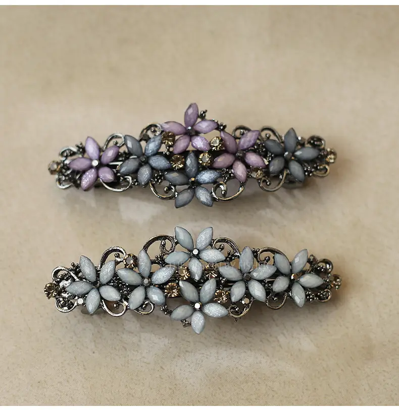 Retro Elegant Rhinestone Hair Clip for Women — feature 15
