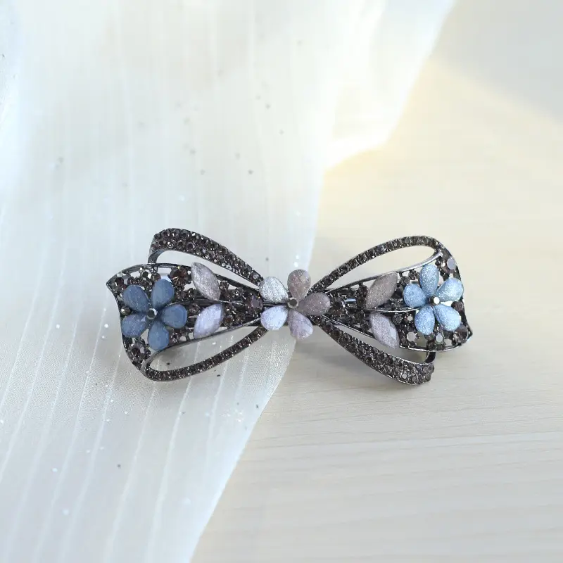 Retro Elegant Rhinestone Hair Clip for Women - Image 15