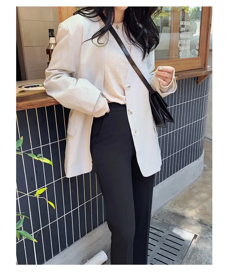 Women Black Long Sleeve T-Shirt Round Neck Solid Color — feature 8