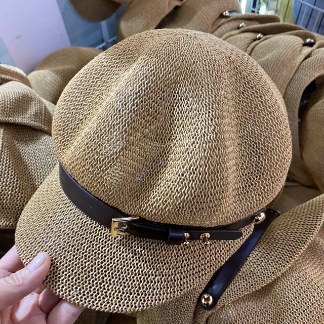 Summer Straw Beret Hat with Buckle Beige