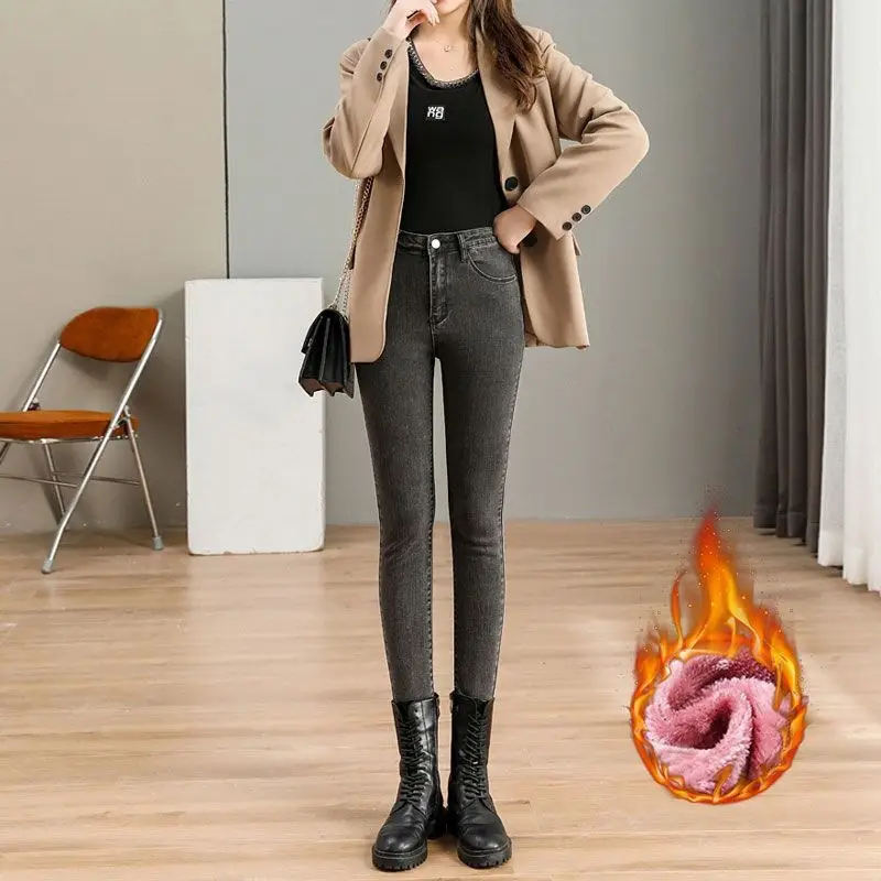 Women Fleece Lined Tight Fit Jeans Autumn Winter - Image 10