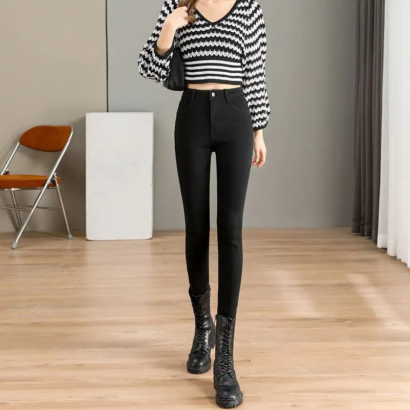 Women Fleece Lined Tight Fit Jeans Autumn Winter - Image 11