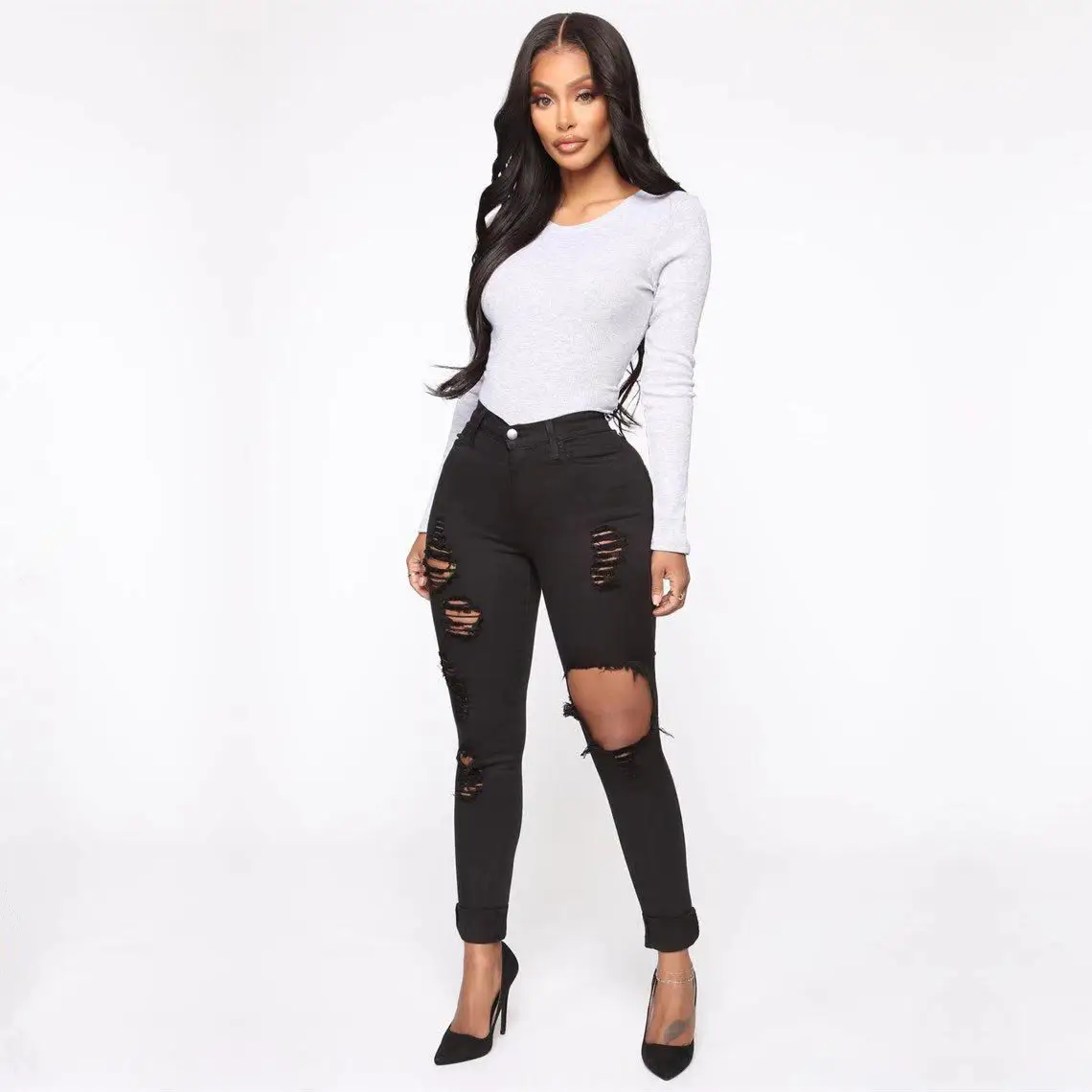 Women's Red Top & White Knee-Ripped Jeans Set Large - Image 4