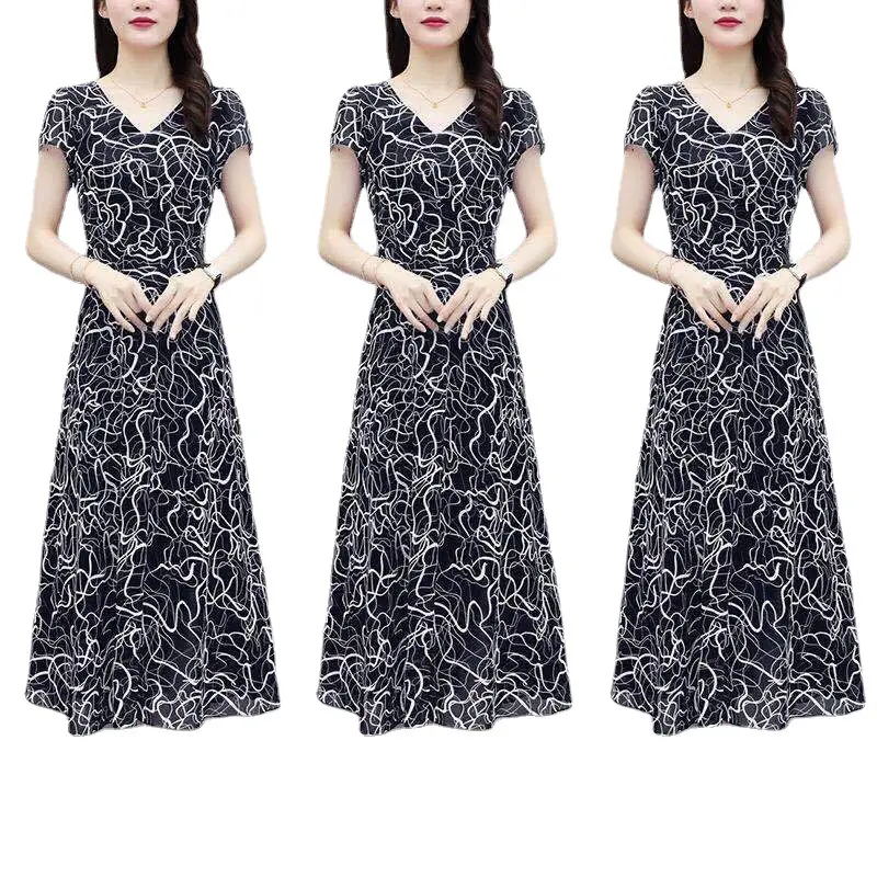 2021 Red Floral Gown Dress Large Size Slimming Elegant - Image 5