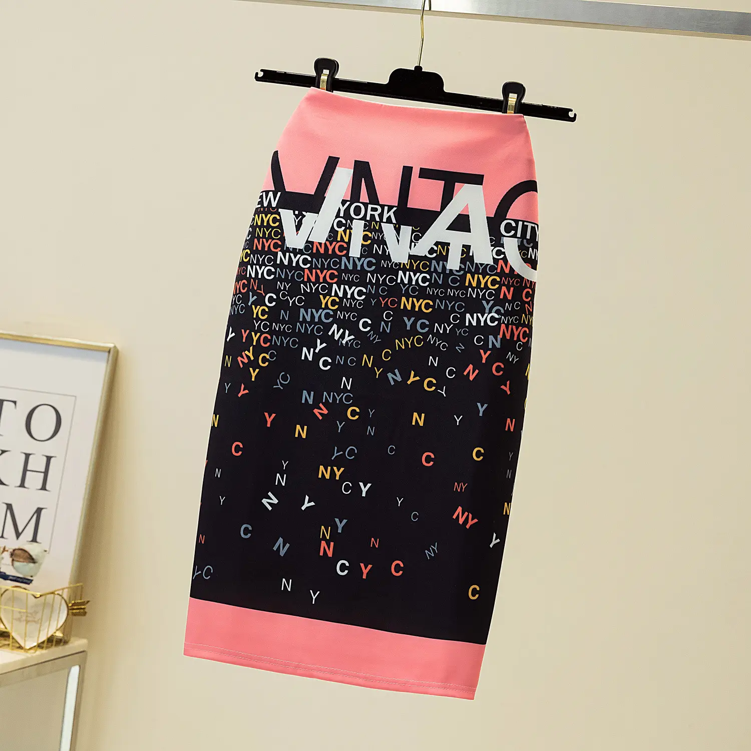 Printed One-Step Skirt with Gold Black Design
