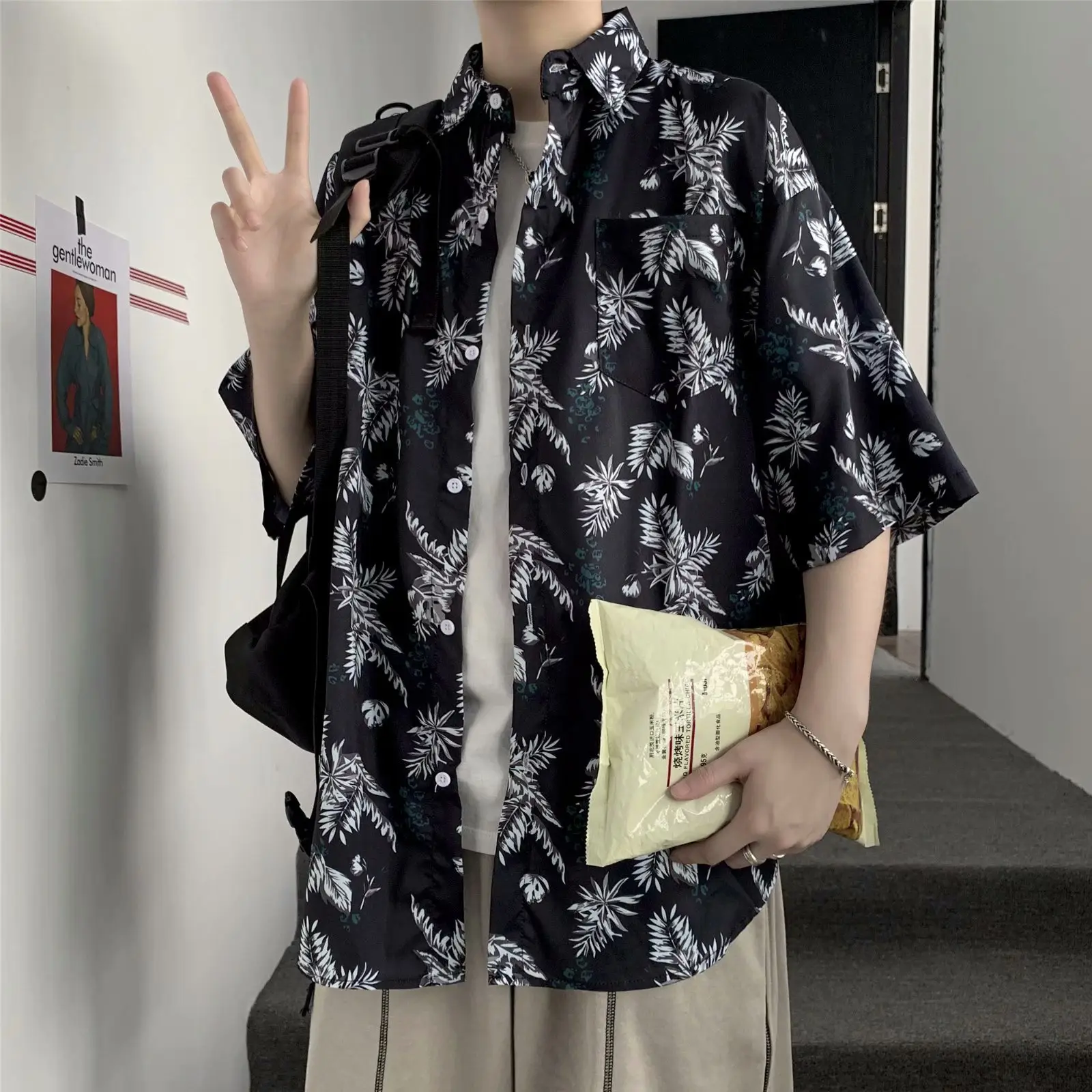 Men Safflower Leaf Print Short Sleeve Shirt - Image 13