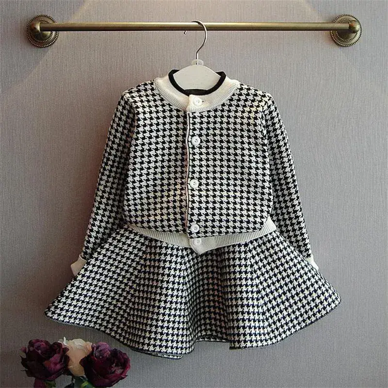 Dangdang tree autumn Korean style Plaid knitted suit children's houndstooth cardigan skirt two-piece Children's suit wholesale