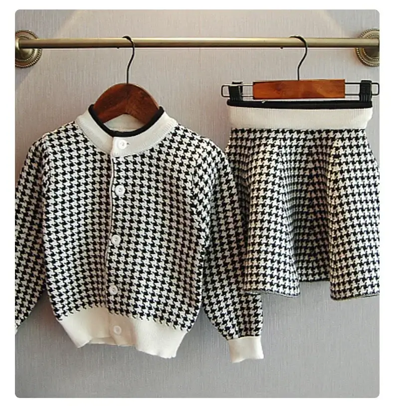 Dangdang tree autumn Korean style Plaid knitted suit children's houndstooth cardigan skirt two-piece Children's suit wholesale — feature 10