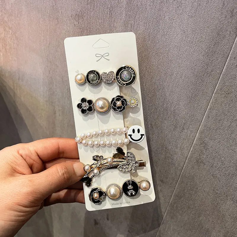 2020 New Set Small Hairpins with Pearl & Crystal Decor - Image 9