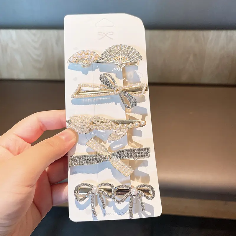 2020 New Set Small Hairpins with Pearl & Crystal Decor - Image 12