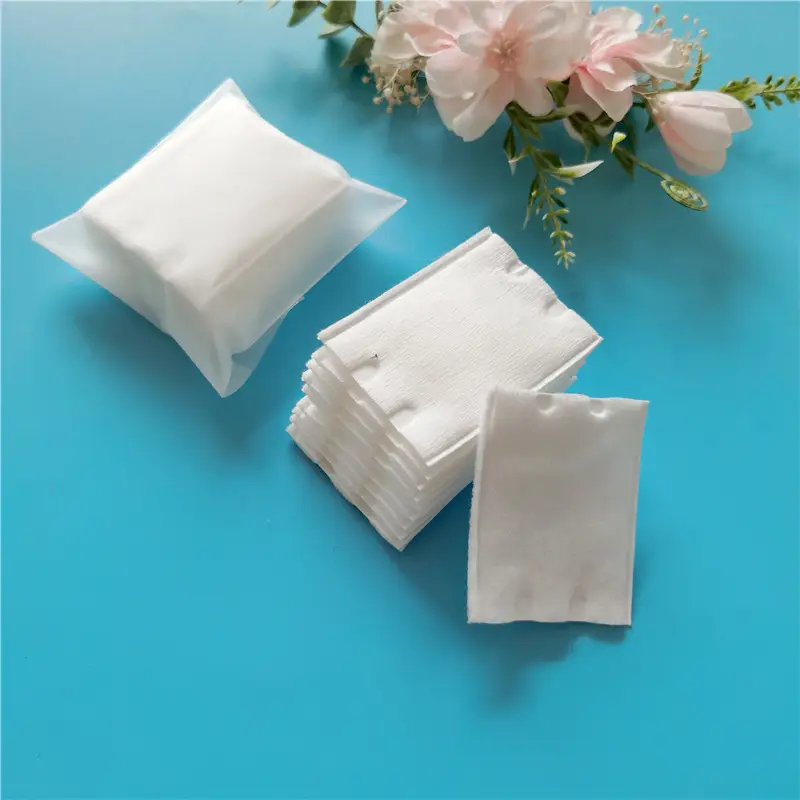 Double-Sided Pressure Makeup Remover Wipes 10 Pcs Thick Cotton - Image 4