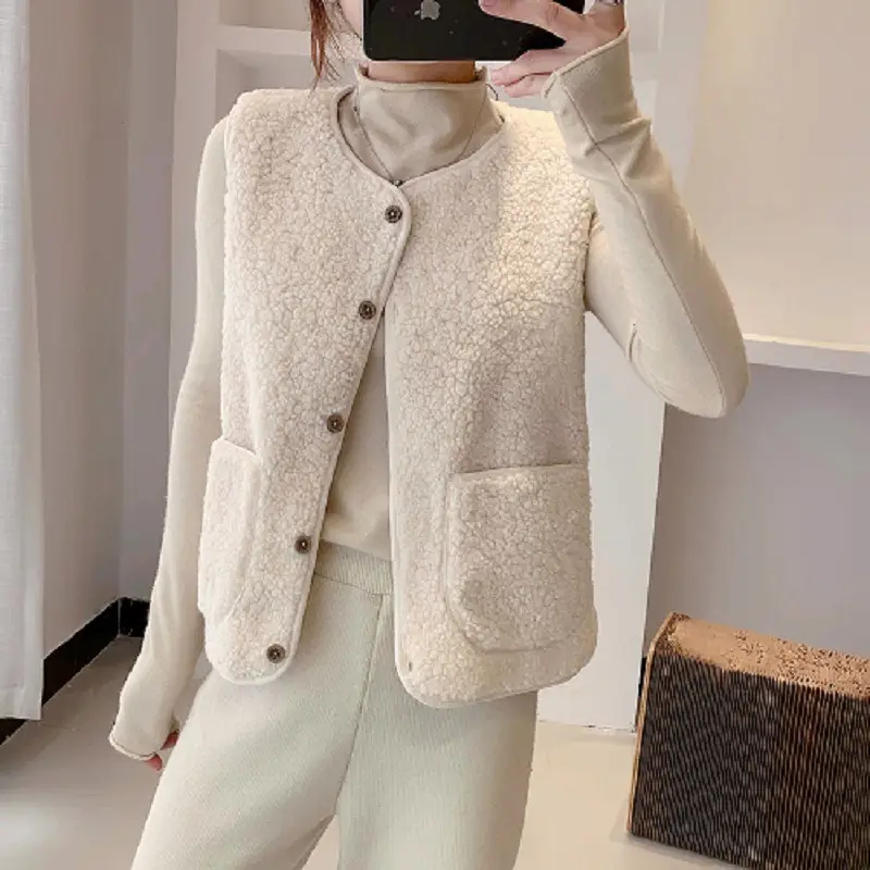 Lamb Wool Vest Women Winter Outerwear White 2023 - Image 7
