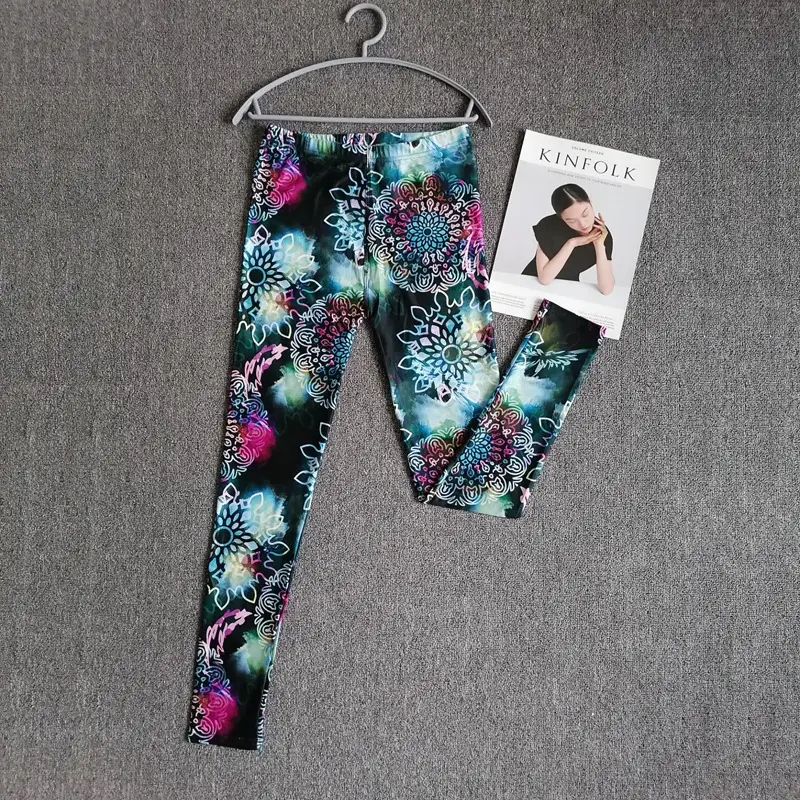 English Letter Printed Leggings Large Elastic Winter Wear