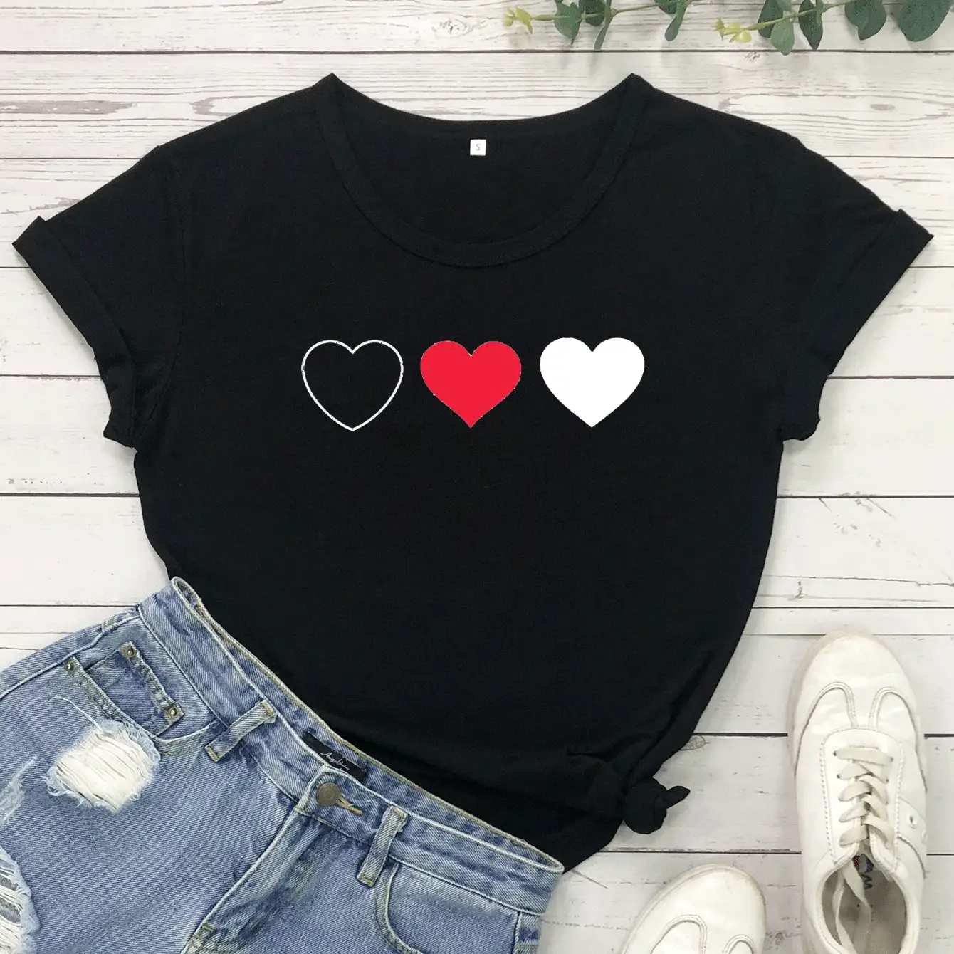 Valentine T-Shirt Grey Heart Print Short Sleeve - Image 2