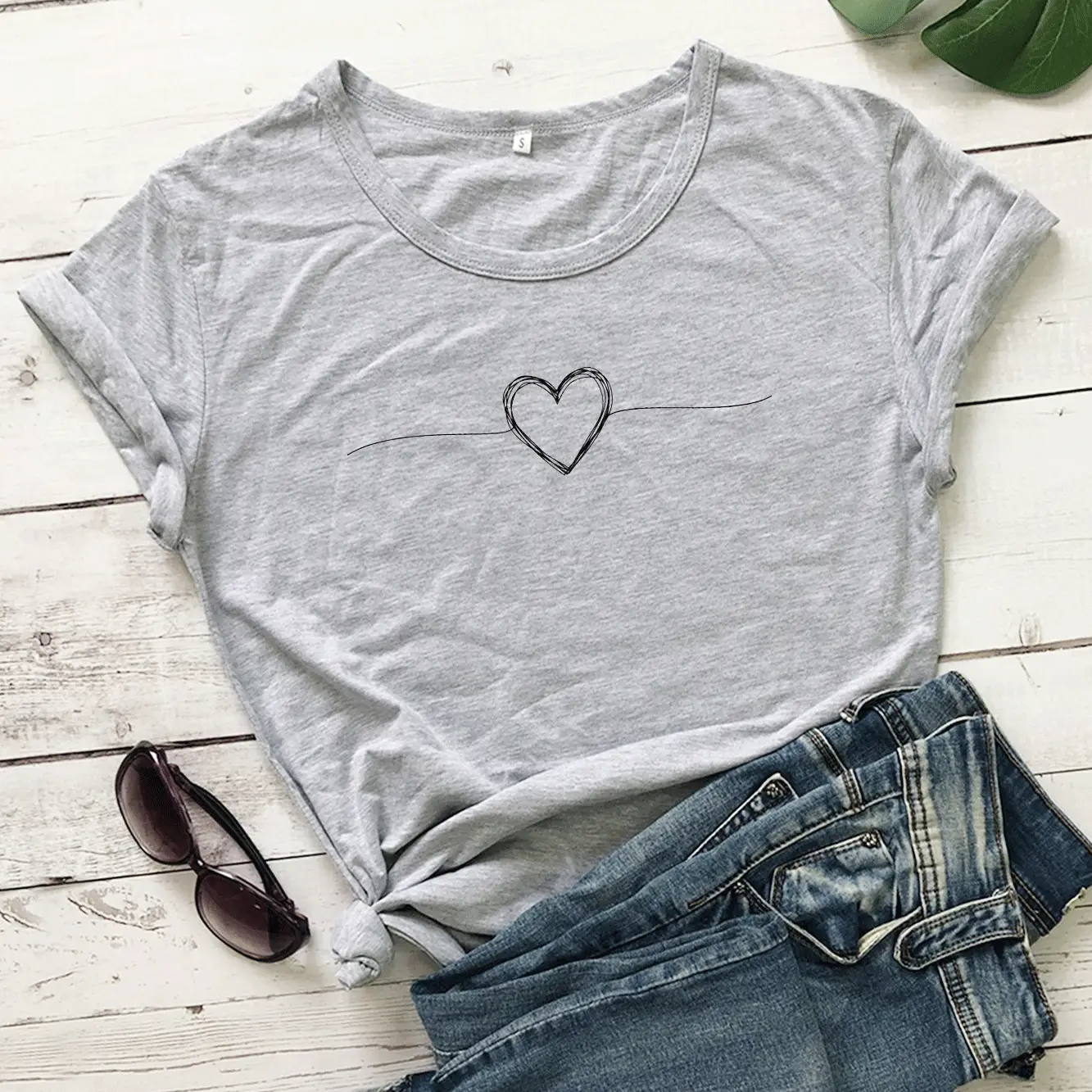 White Heart Print T-Shirt Short Sleeve Casual Wear - Image 3