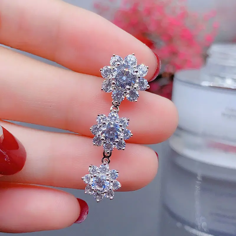Sunflower Drill Earrings Set with Three Flowers Imitation - Image 2