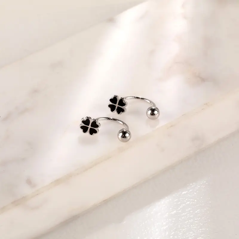 S925 Gold Clover Earrings for Women - Image 4