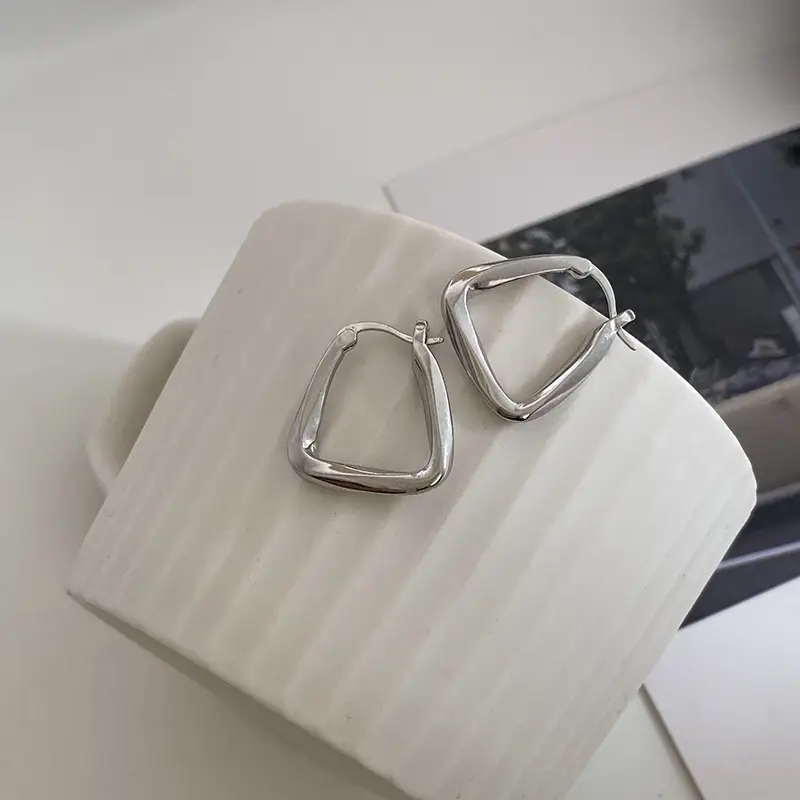 S925 Silver Needle Ear Buckle Women's Cold Style - Image 3