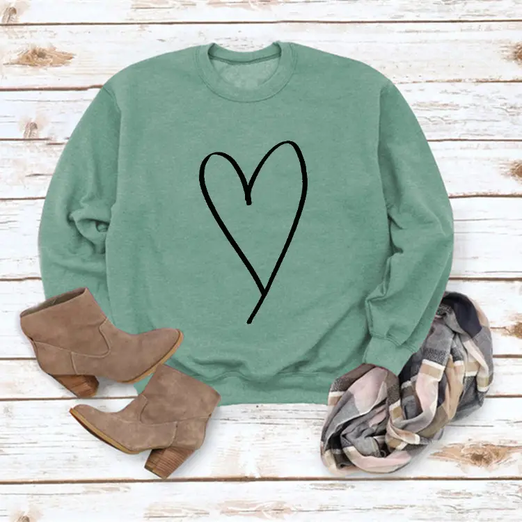 Women's Red Heart Print Long Sleeve Sweatshirt - Image 9