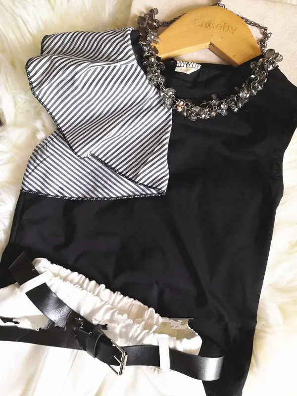 Girls Summer Outfit White Striped Top Green Shorts Set with Belt β feature 9