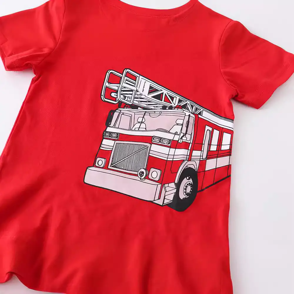 Red Fire Engine Kids T-Shirt Small Medium - Image 3