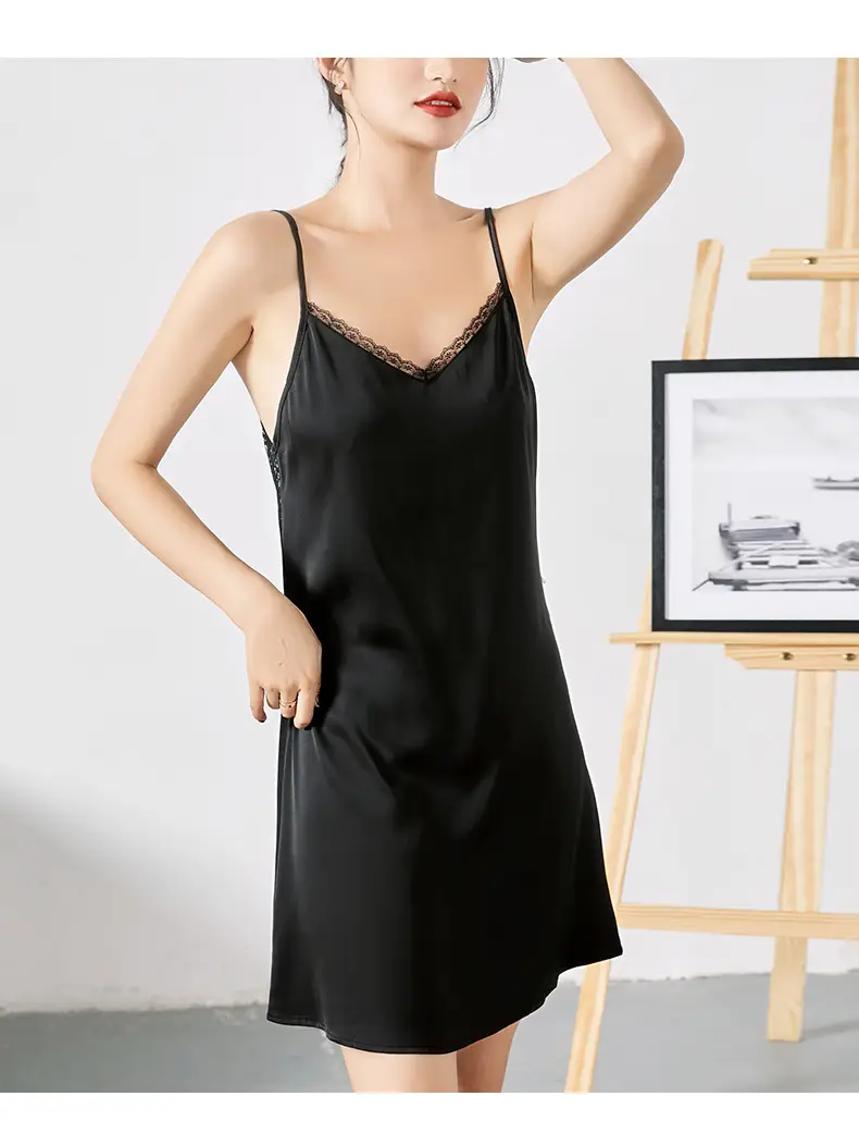 Black Lace Imitation V-Neck Petticoat Bottoming Skirt — feature 11