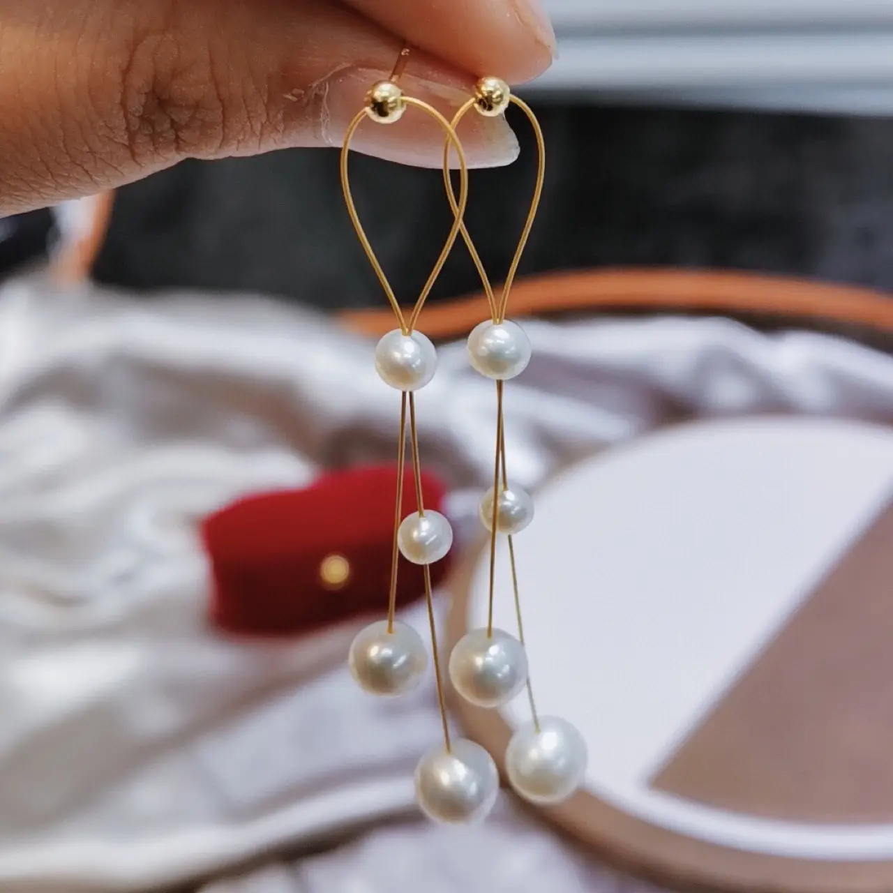 Gypsophila Pearl Earrings 14K Gold Pearl Drop Set — feature 6