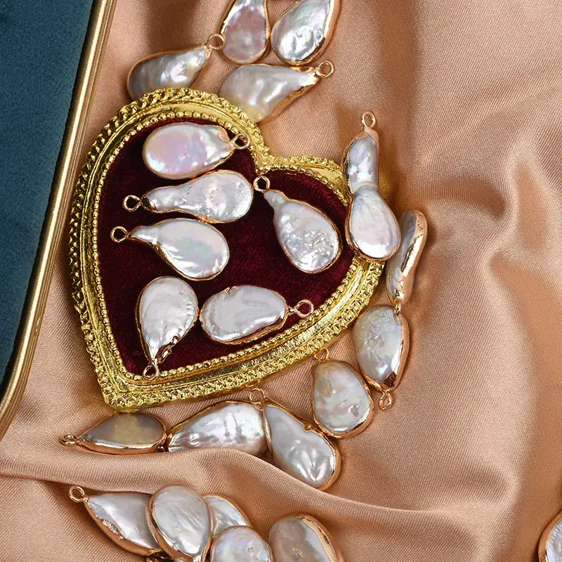 Heart-shaped Pearl Beading Jewelry with Gold Plating - Image 5