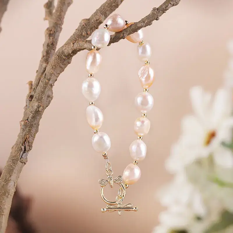 Women's Pearl & Gold Plated Bracelet with Clasp - Image 4