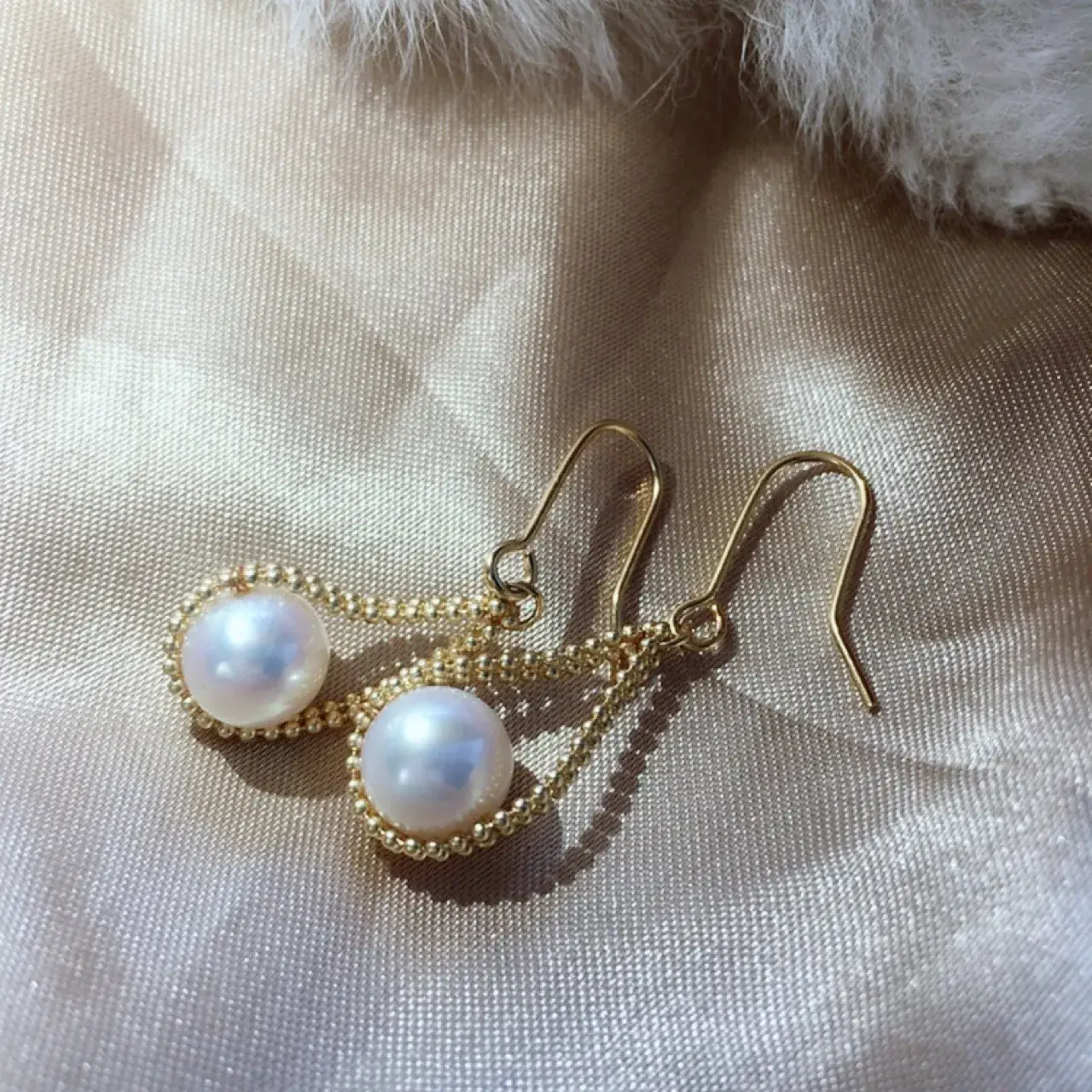 14K Gold Filled Pearl Teardrop Earrings - Image 5
