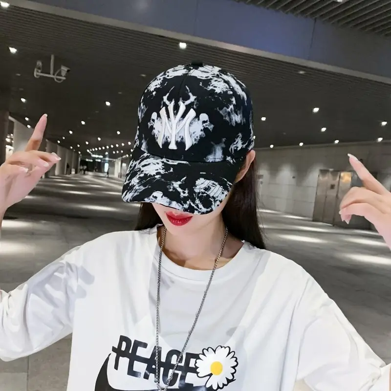Men's Black White Graphic Baseball Cap Large Bristle - Image 7