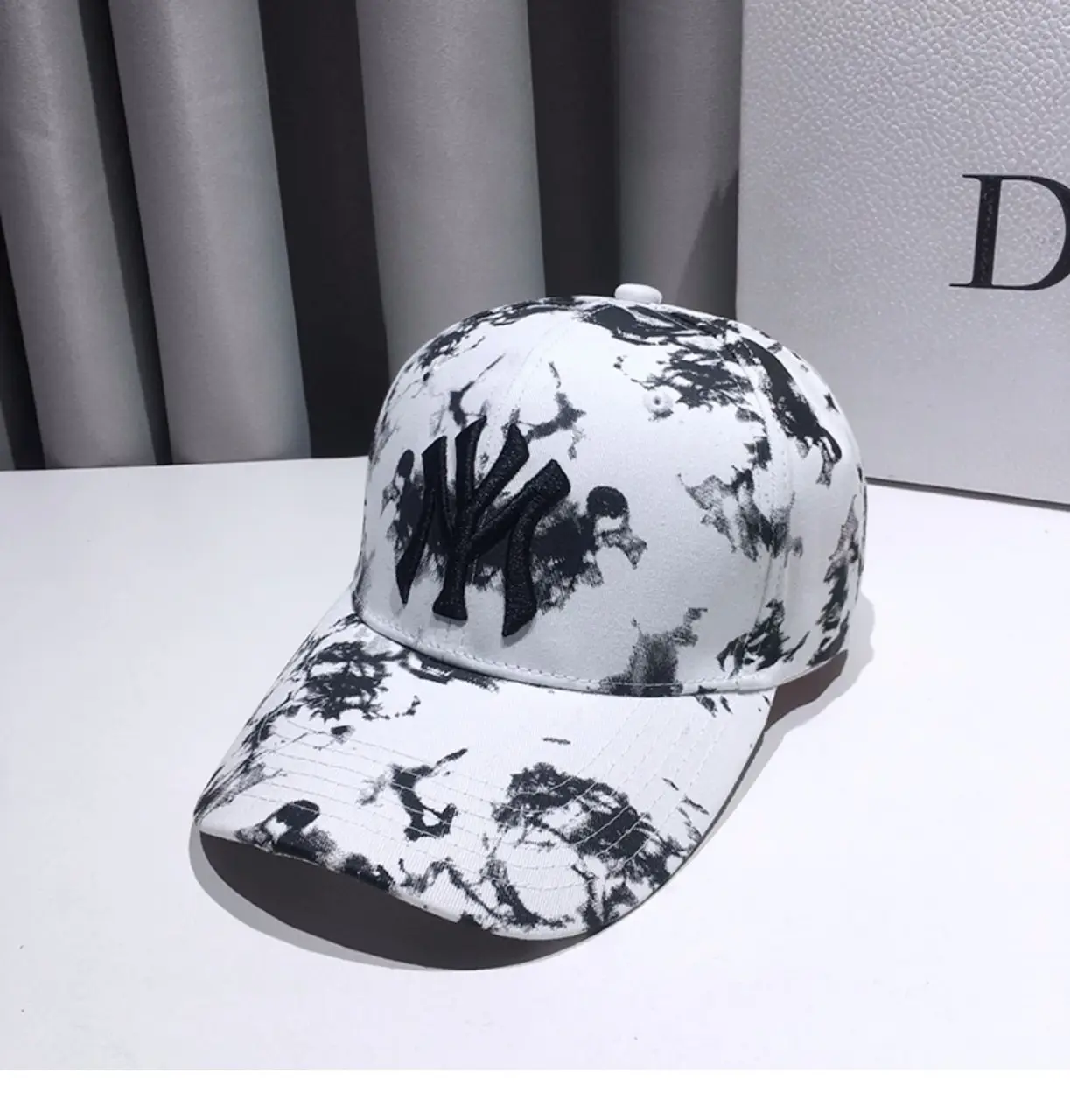Men's Black White Graphic Baseball Cap Large Bristle — feature 6