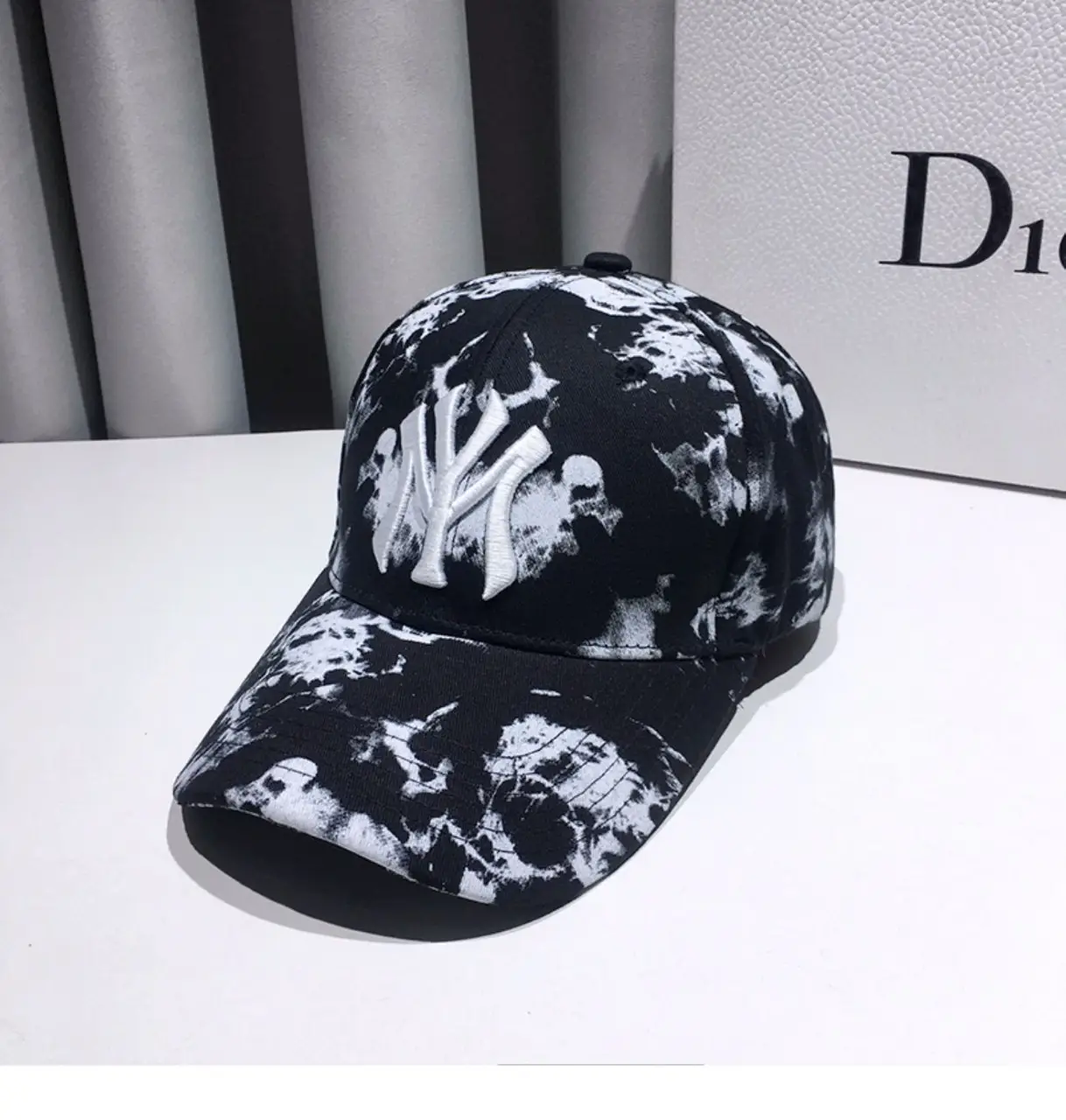 Men's Black White Graphic Baseball Cap Large Bristle — feature 7