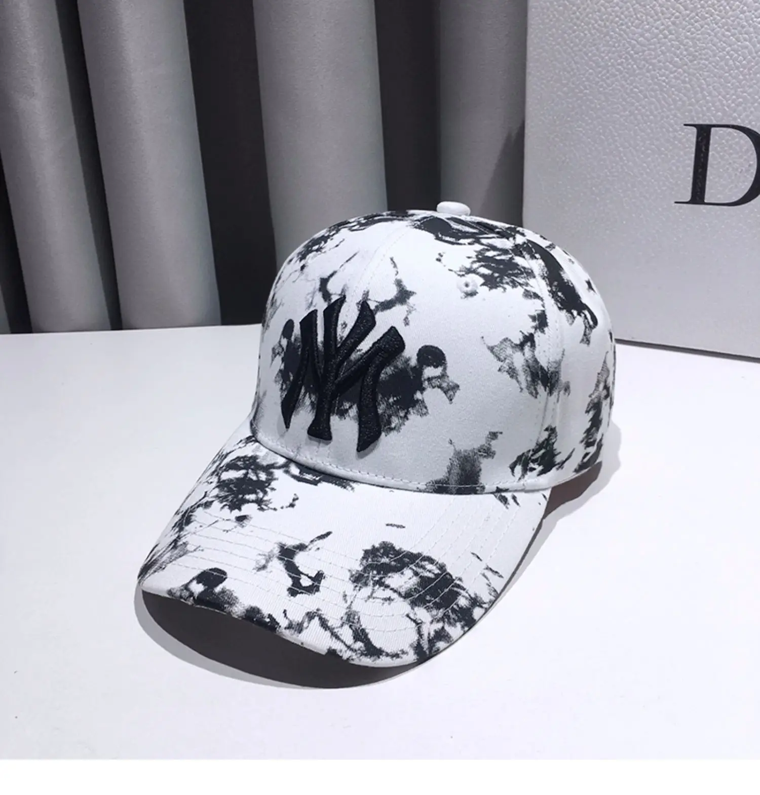 Men's Black White Graphic Baseball Cap Large Bristle - Image 2