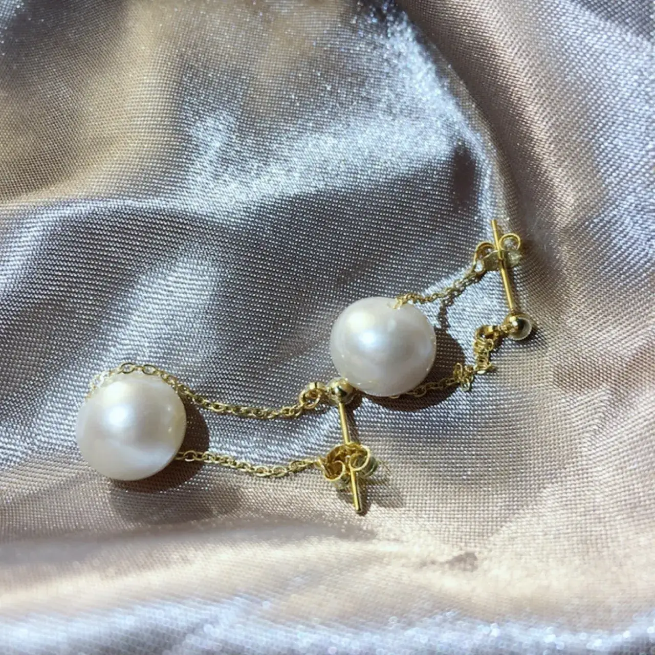 10-11mm Flaw Pearl Earrings French Chain Design 925 Silver — feature 6