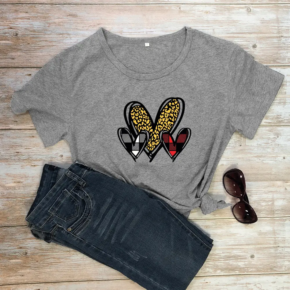 Red Heart Print T-Shirt for Women Valentine's Day - Image 8