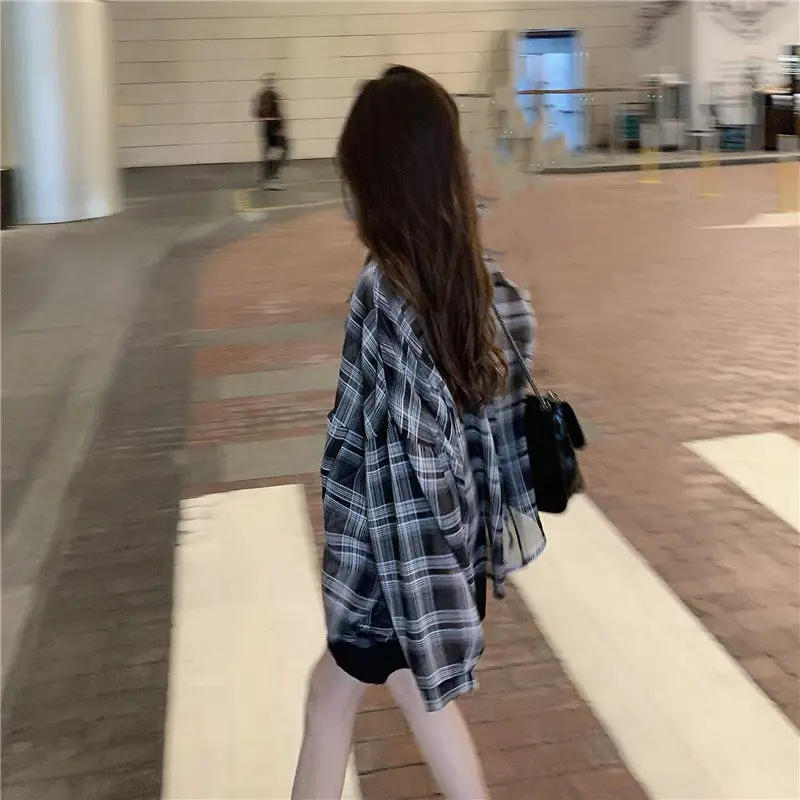 2025 Summer Korean Style Plaid Long Sleeve Top for Women — feature 1