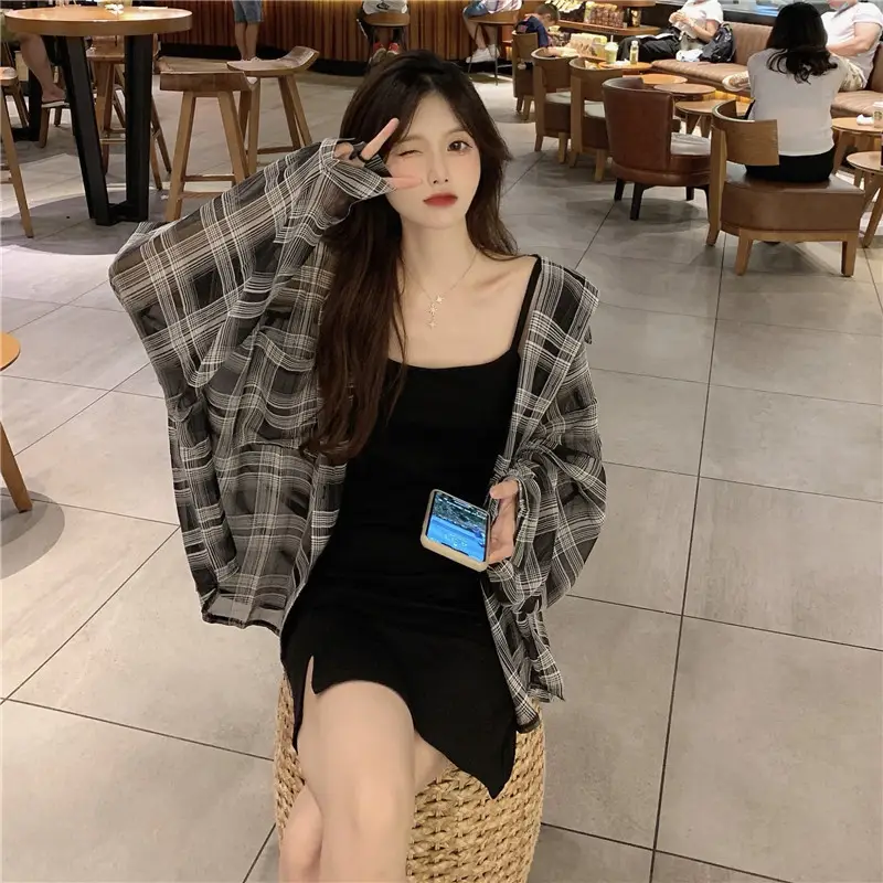 2025 Summer Korean Style Plaid Long Sleeve Top for Women — feature 12