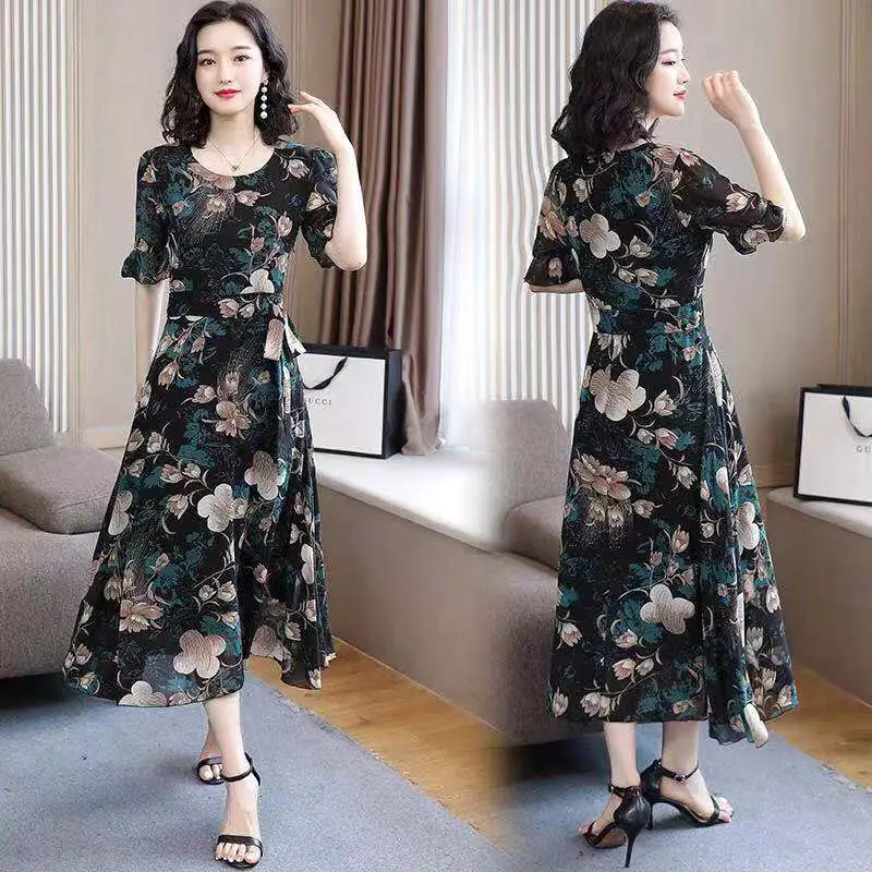 2021 Floral Slimming Dress Large Size - Image 3