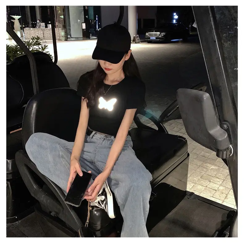 Women Reflective Butterfly Short Sleeve T-Shirt Cropped Black Base — feature 5