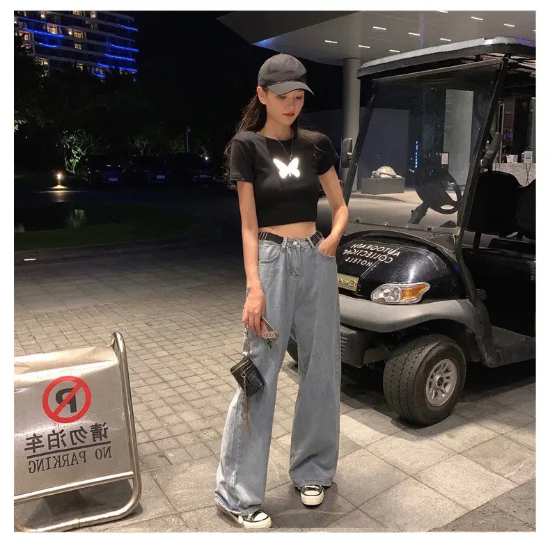 Women Reflective Butterfly Short Sleeve T-Shirt Cropped Black Base — feature 7