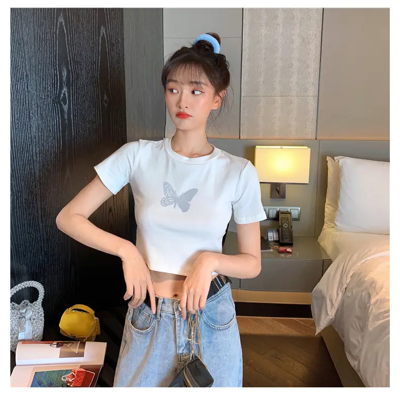 Women Reflective Butterfly Short Sleeve T-Shirt Cropped Black Base — feature 8