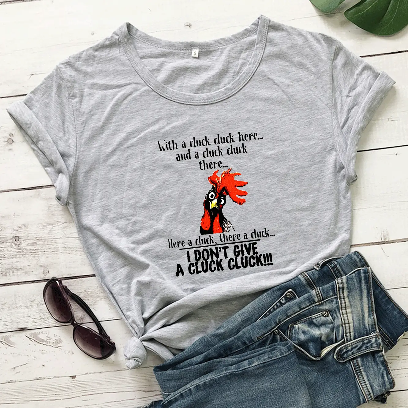 Black T-Shirt with Rooster Graphic Loose Fit Maroon - Image 3