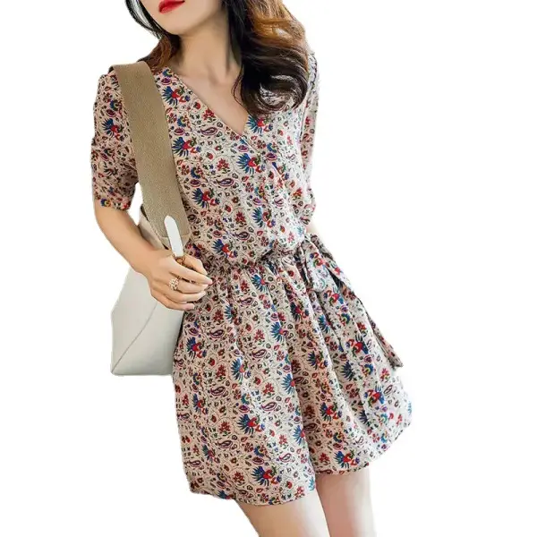 2024 Printed V Neck Shorts Suit Large - Image 5