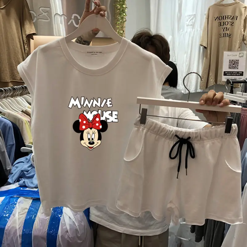 Women Minnie Mouse Graphic Cotton Shorts Set White - Image 4