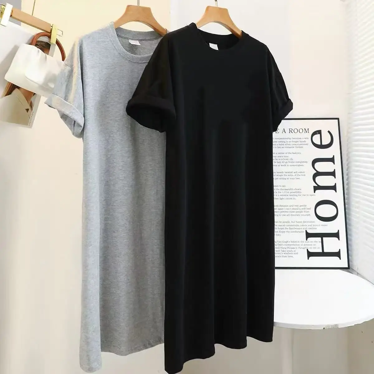 Plus Size Pink Loose Slimming T-Shirt for Women - Image 12