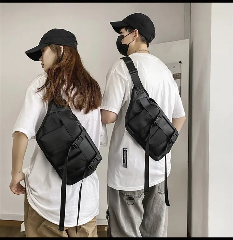 Men's Black Water-Repellent Chest Bag Large Capacity Lightweight Travel — feature 18