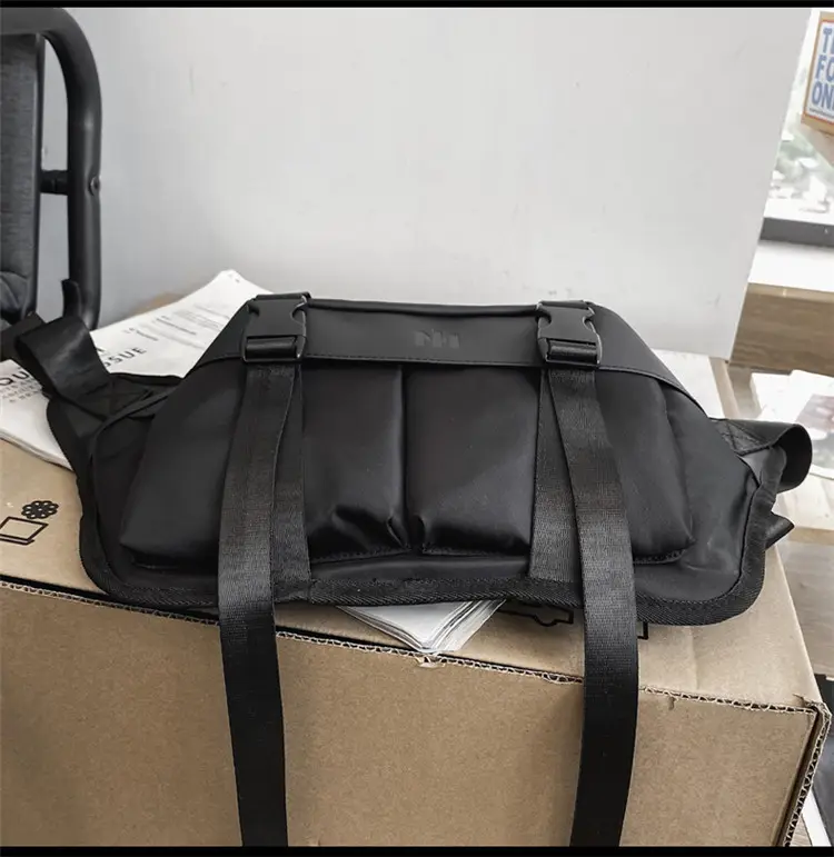 Men's Black Water-Repellent Chest Bag Large Capacity Lightweight Travel — feature 33