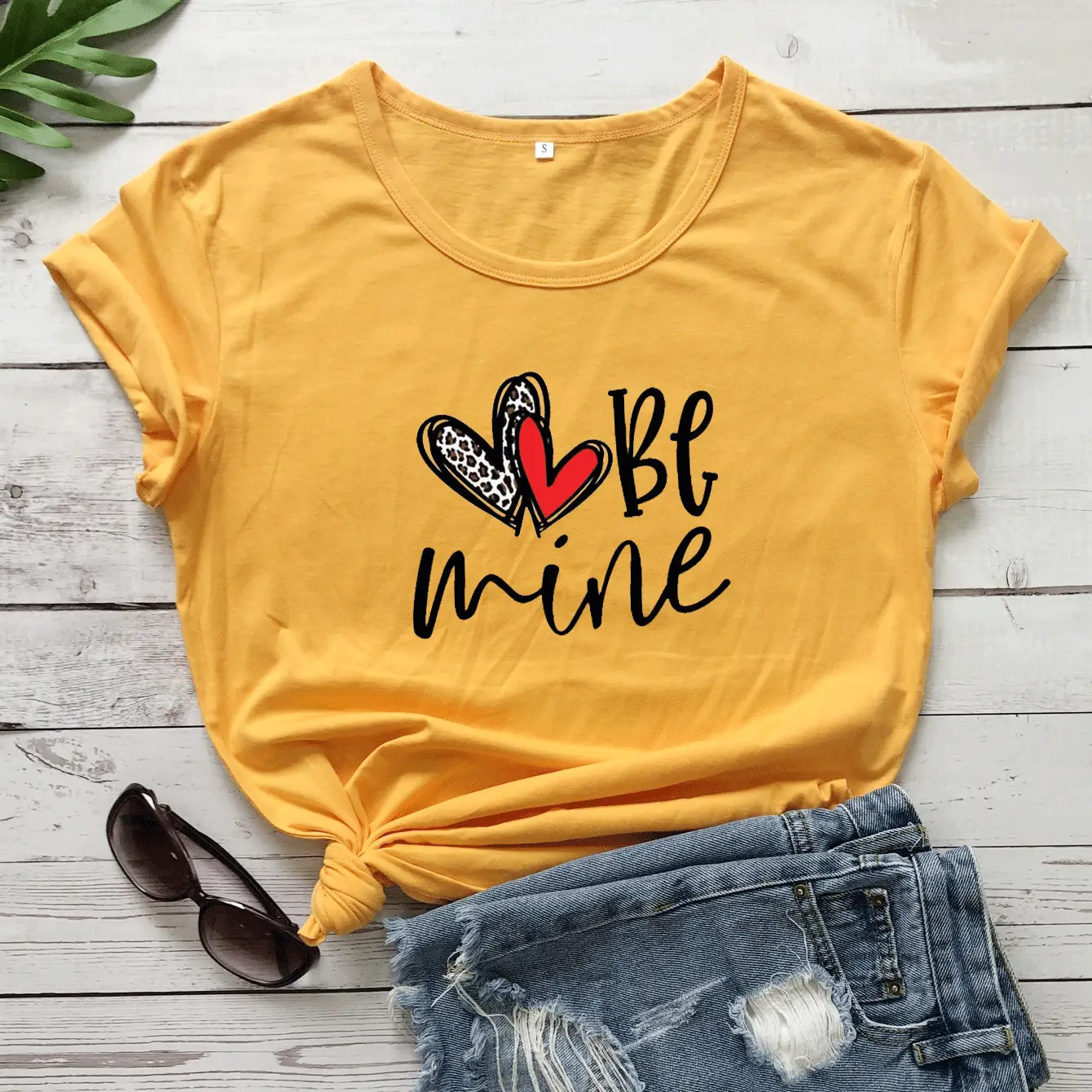 Valentine T-Shirt "Be Mine" Heart Print Grey Short Sleeve - Image 4