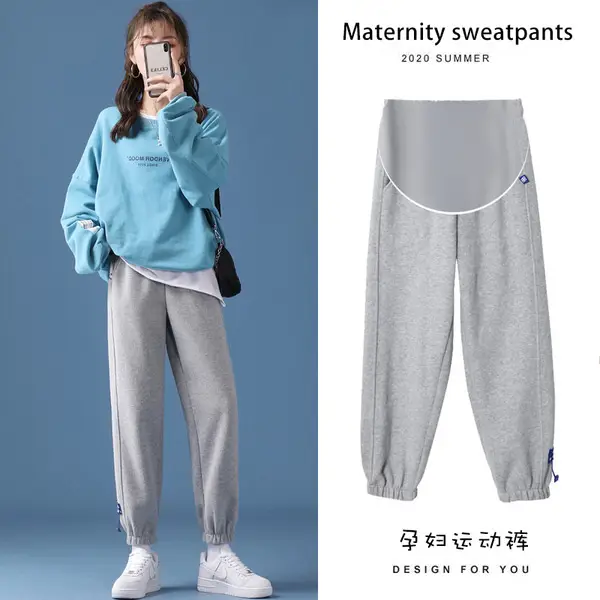 Small label light gray spring and autumn